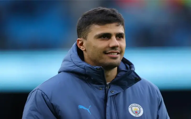 ريال مدريد يحدد ثلاث شروط لـ ضم رودري.. ومورينيو يختار بديله